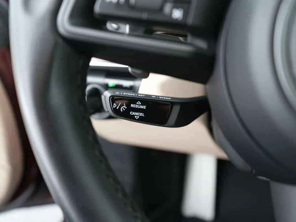 Porsche 992 Targa 4S Heritage Edition 02/2021-photo-22