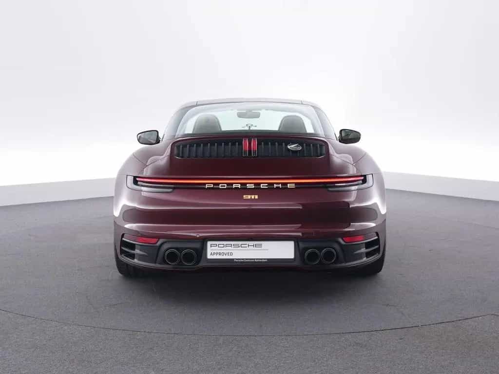 Porsche 992 Targa 4S Heritage Edition 02/2021-photo-3