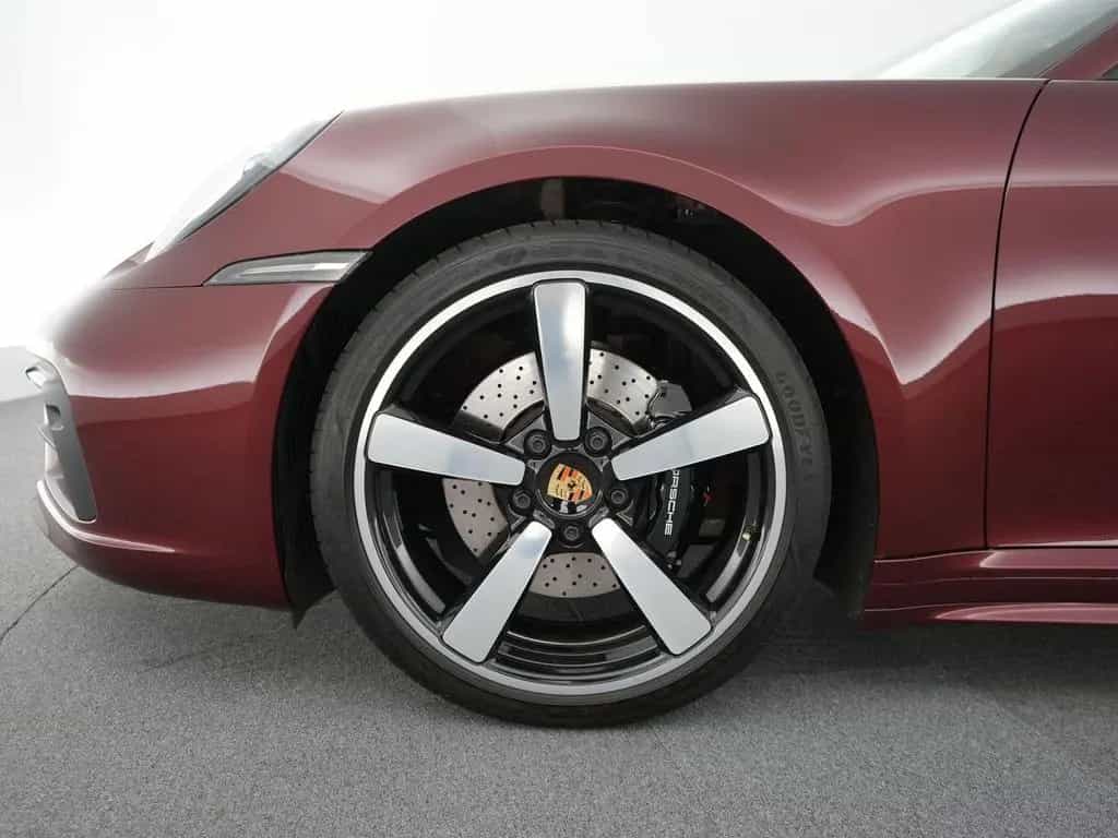 Porsche 992 Targa 4S Heritage Edition 02/2021-photo-41