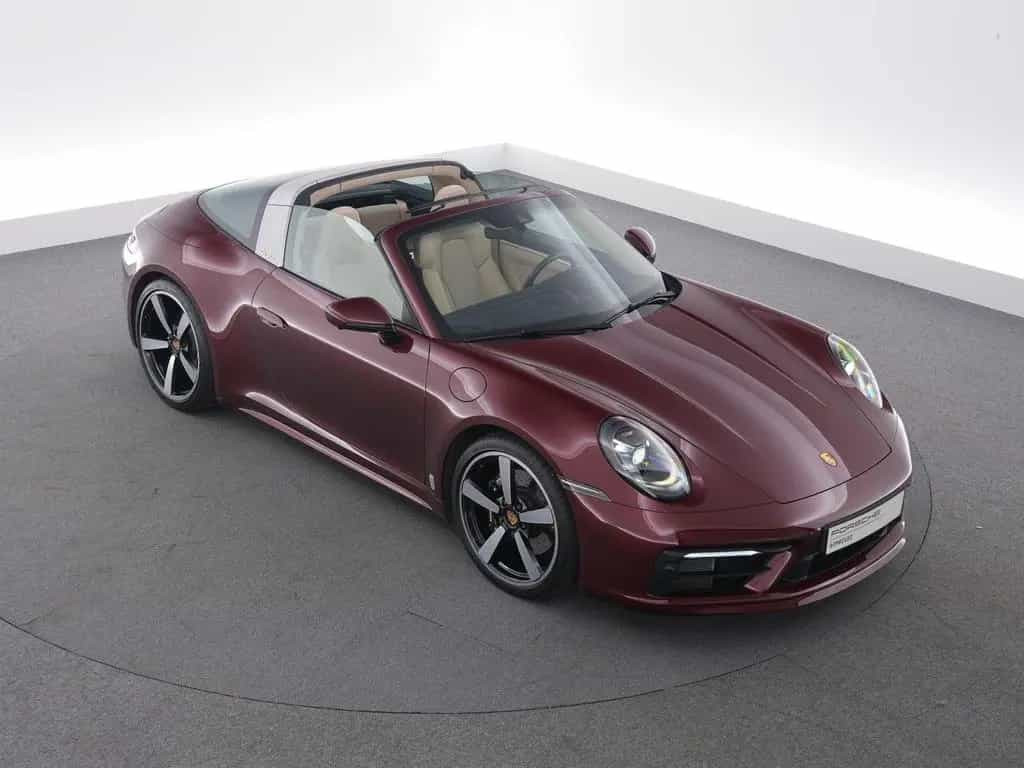 Porsche 992 Targa 4S Heritage Edition 02/2021-photo-8