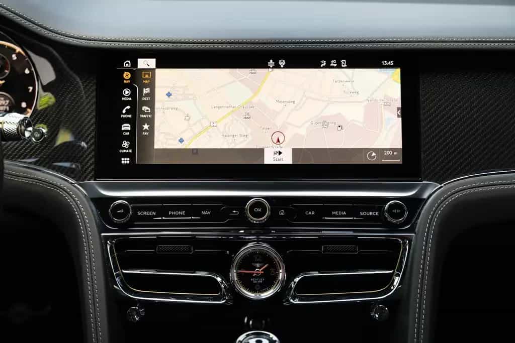 Bentley Flying Spur V8 08/2022-photo-15