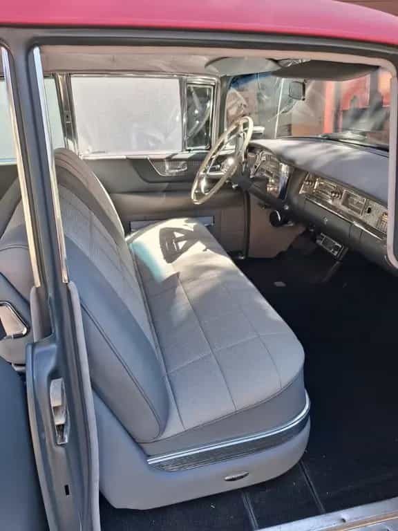 Cadillac Fleetwood 1956 Sedan TÜV und H guter Zustand 06/1956-photo-4