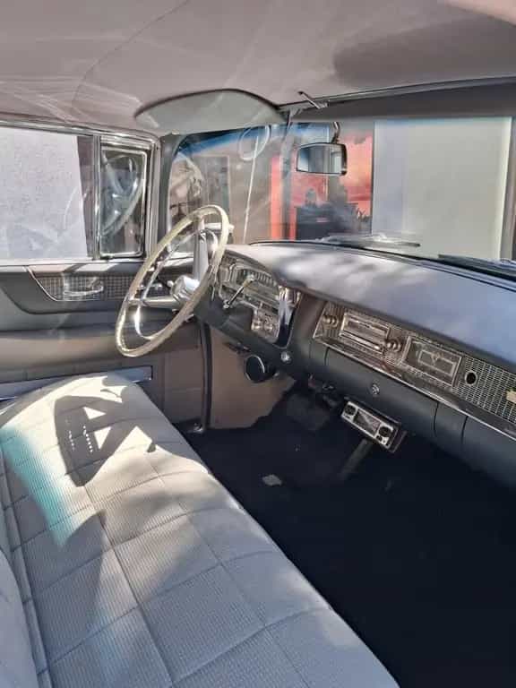Cadillac Fleetwood 1956 Sedan TÜV und H guter Zustand 06/1956-photo-6