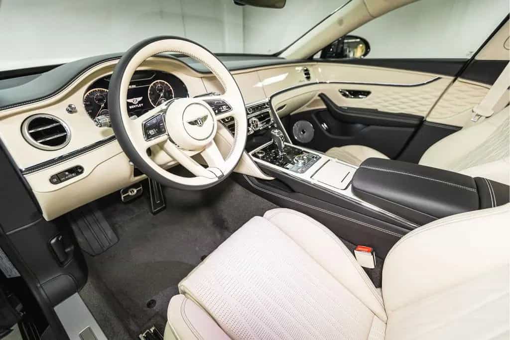 Bentley Flying Spur V8 Azure |Piano Linen Veneer|Rotatin 06/2024-photo-10