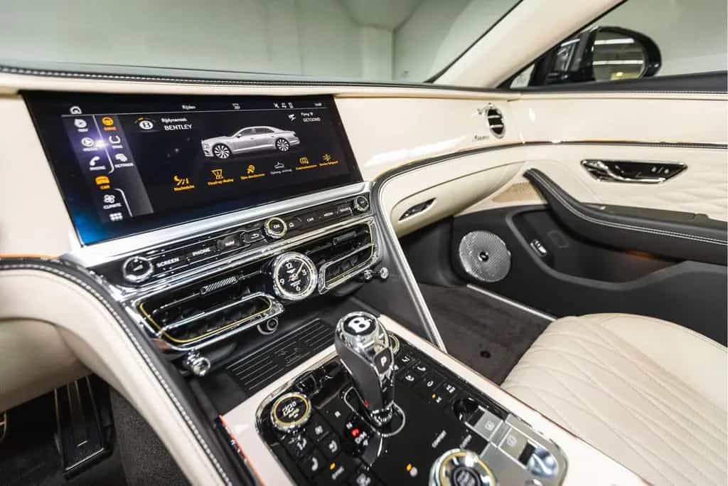 Bentley Flying Spur V8 Azure |Piano Linen Veneer|Rotatin 06/2024-photo-12