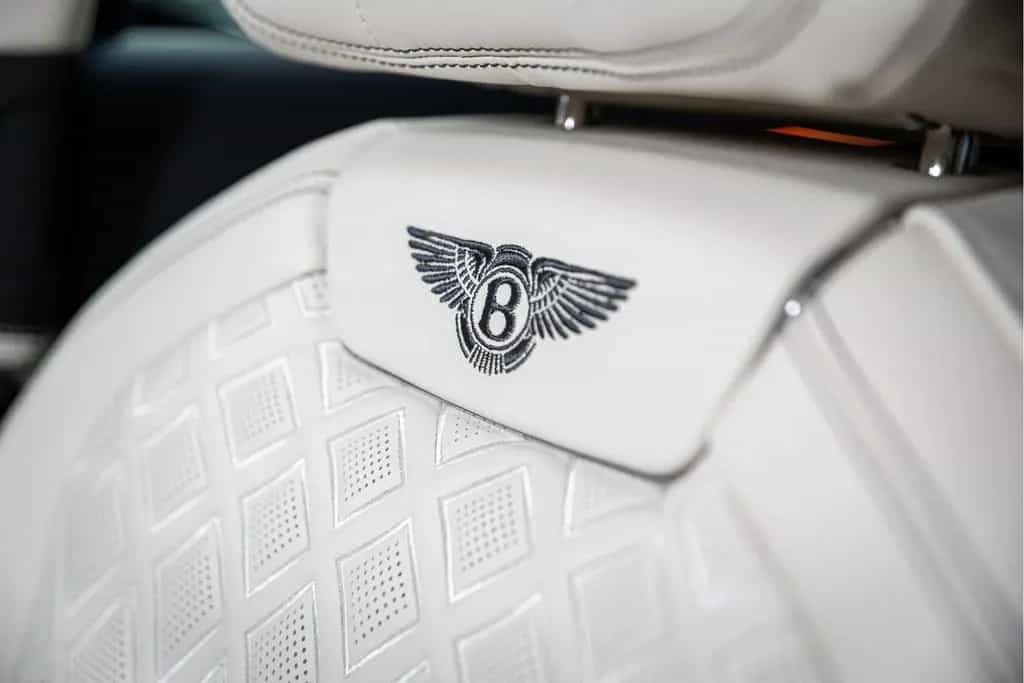 Bentley Flying Spur V8 Azure |Piano Linen Veneer|Rotatin 06/2024-photo-15