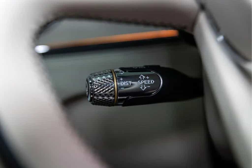 Bentley Flying Spur V8 Azure |Piano Linen Veneer|Rotatin 06/2024-photo-22