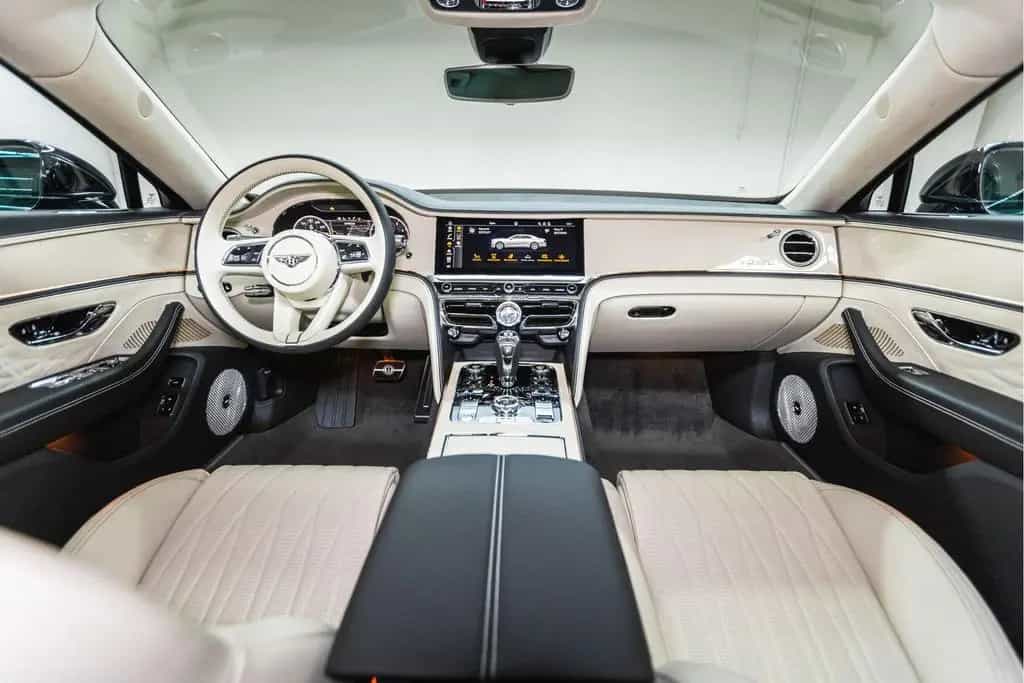Bentley Flying Spur V8 Azure |Piano Linen Veneer|Rotatin 06/2024-photo-39