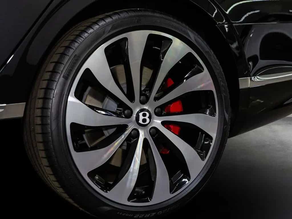 Bentley Flying Spur V8 Azure |Piano Linen Veneer|Rotatin 06/2024-photo-7