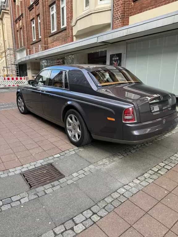 Rolls-Royce Phantom VII 12/2007-photo-4
