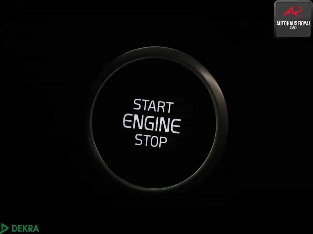 Volvo XC 40 T5 R Design AWD PANO,360GRAD,ACC,KEYLESS 01/2020-photo-26