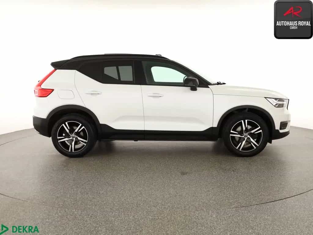 Volvo XC 40 T5 R Design AWD PANO,360GRAD,ACC,KEYLESS 01/2020-photo-5