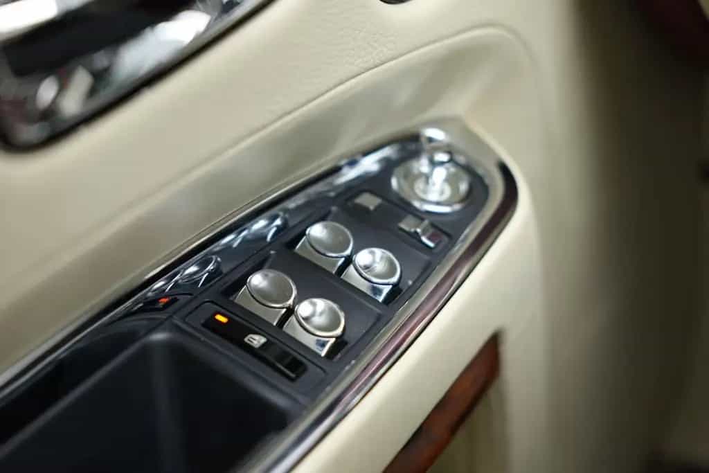 Rolls-Royce Ghost 6.6 V12 |Export Price| 06/2014-photo-28
