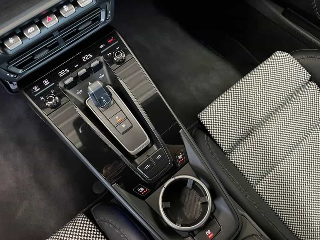 Porsche 992 (911) Targa 4 GTS 50 Jahre Design Ed. 03/2023-photo-20
