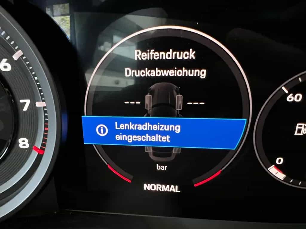 Porsche 992 (911) Targa 4 GTS 50 Jahre Design Ed. 03/2023-photo-28