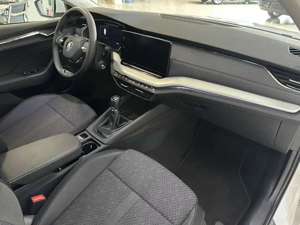 Skoda Octavia Combi 1.5 TSI ACT Style PDC SHZ ACC LED 07/2023-photo-16