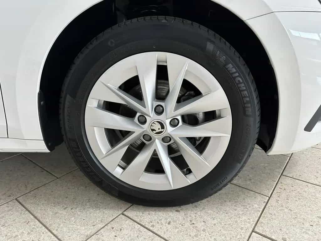 Skoda Octavia Combi 1.5 TSI ACT Style PDC SHZ ACC LED 07/2023-photo-17