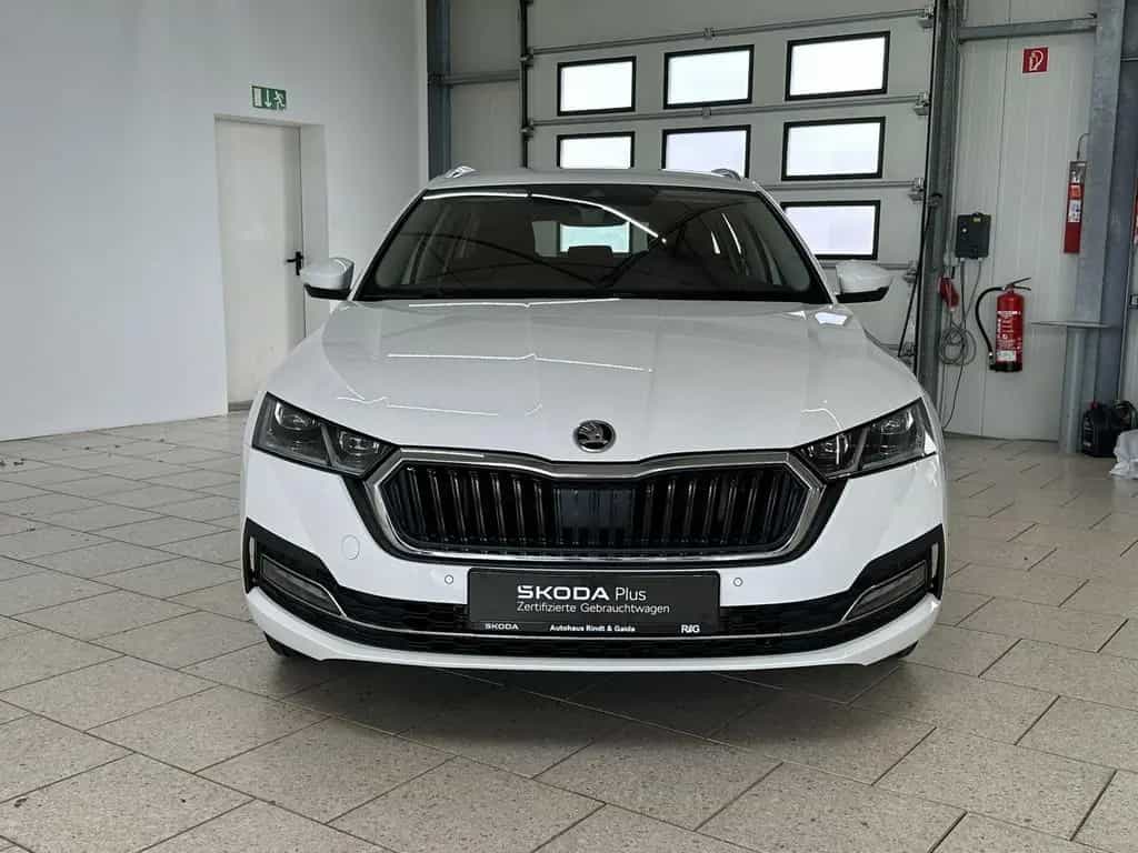 Skoda Octavia Combi 1.5 TSI ACT Style PDC SHZ ACC LED 07/2023-photo-0