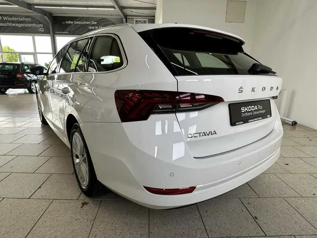 Skoda Octavia Combi 1.5 TSI ACT Style PDC SHZ ACC LED 07/2023-photo-1