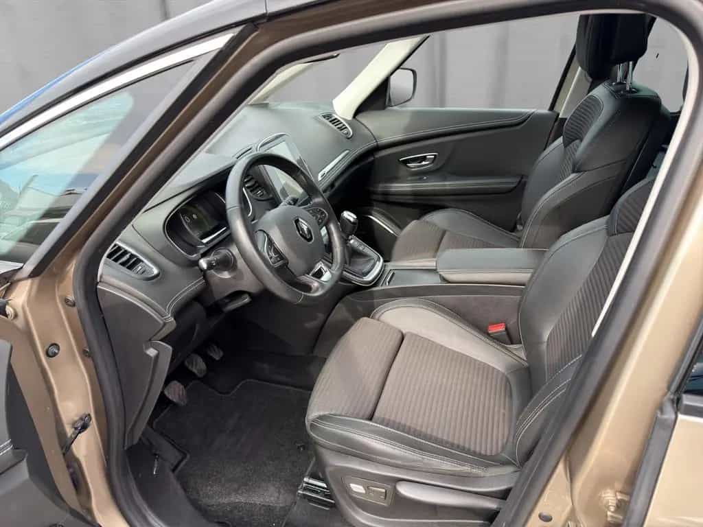 Renault Scenic IV BOSE Edition/Top Zustand/Viel Ausstatt 01/2017-photo-18