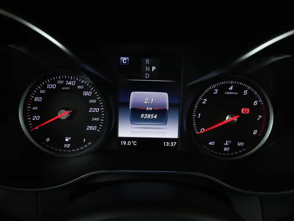 Mercedes-Benz GLC 250 4M Panorama*Distronic*PTS*360°Kamera*LED 04/2018-photo-11