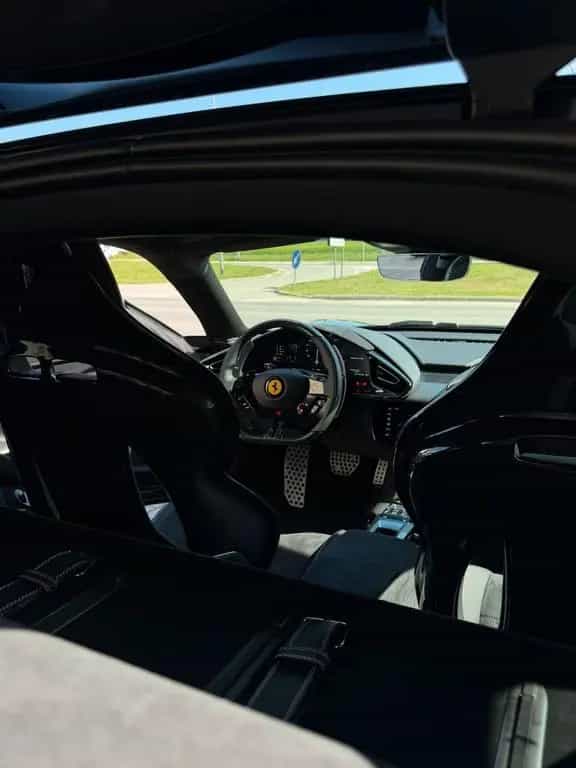 Ferrari 12Cilindri 10/2024-photo-11