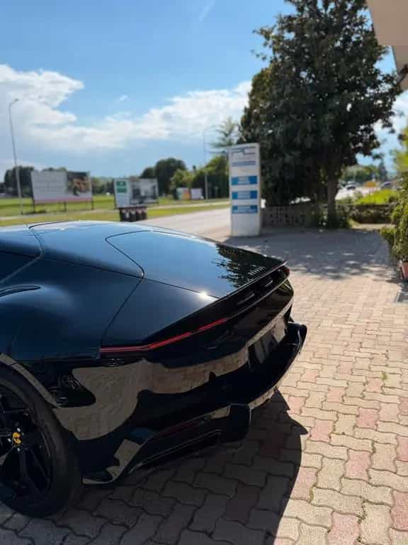 Ferrari 12Cilindri 10/2024-photo-6