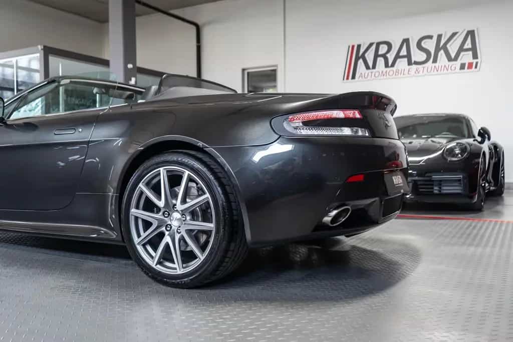 Aston Martin V8 Vantage S Roadster SP10 SHZ DAB RFK *LIMITED* 08/2014-photo-11