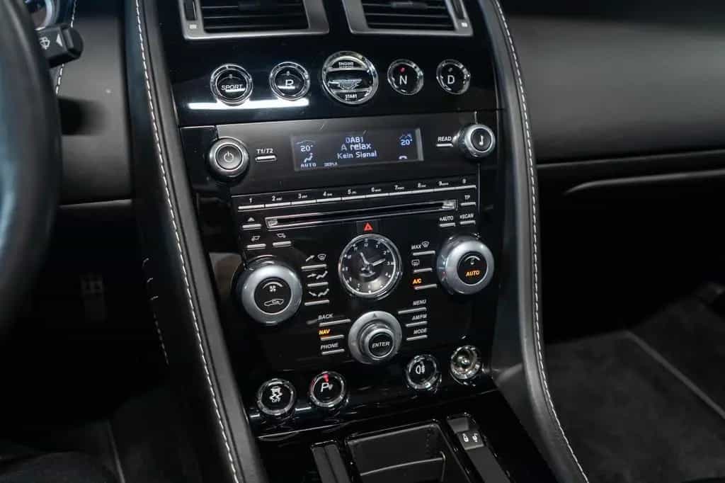 Aston Martin V8 Vantage S Roadster SP10 SHZ DAB RFK *LIMITED* 08/2014-photo-20