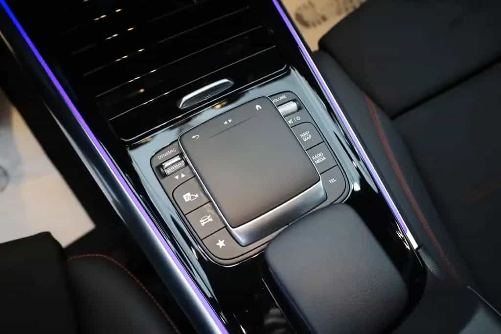 Mercedes-Benz GLA 200 , AMG-line, T.Leder,Navi,LED,SH,Kamera 01/2022-photo-17
