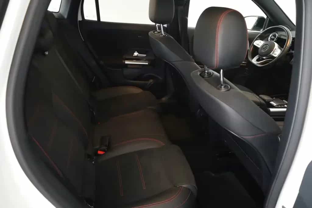 Mercedes-Benz GLA 200 , AMG-line, T.Leder,Navi,LED,SH,Kamera 01/2022-photo-5