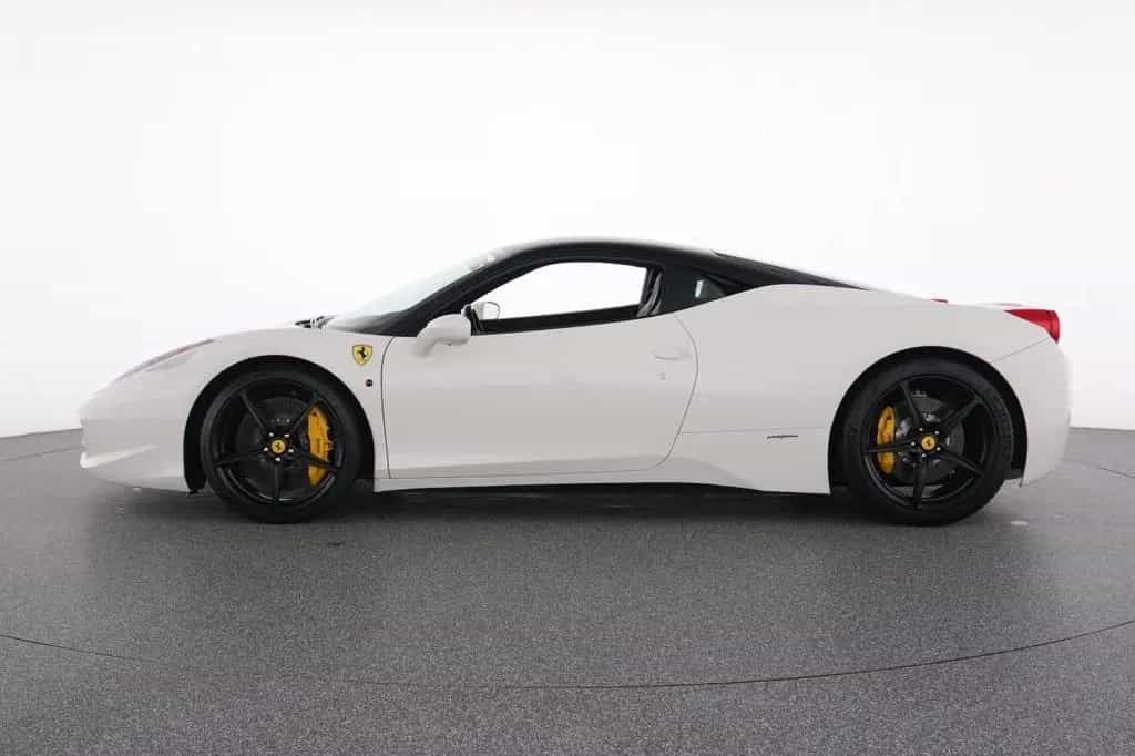 Ferrari 458 Italia RACINGSITZE CARBON LENKRAD 07/2011-photo-4