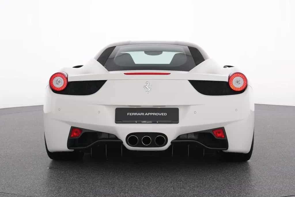 Ferrari 458 Italia RACINGSITZE CARBON LENKRAD 07/2011-photo-8