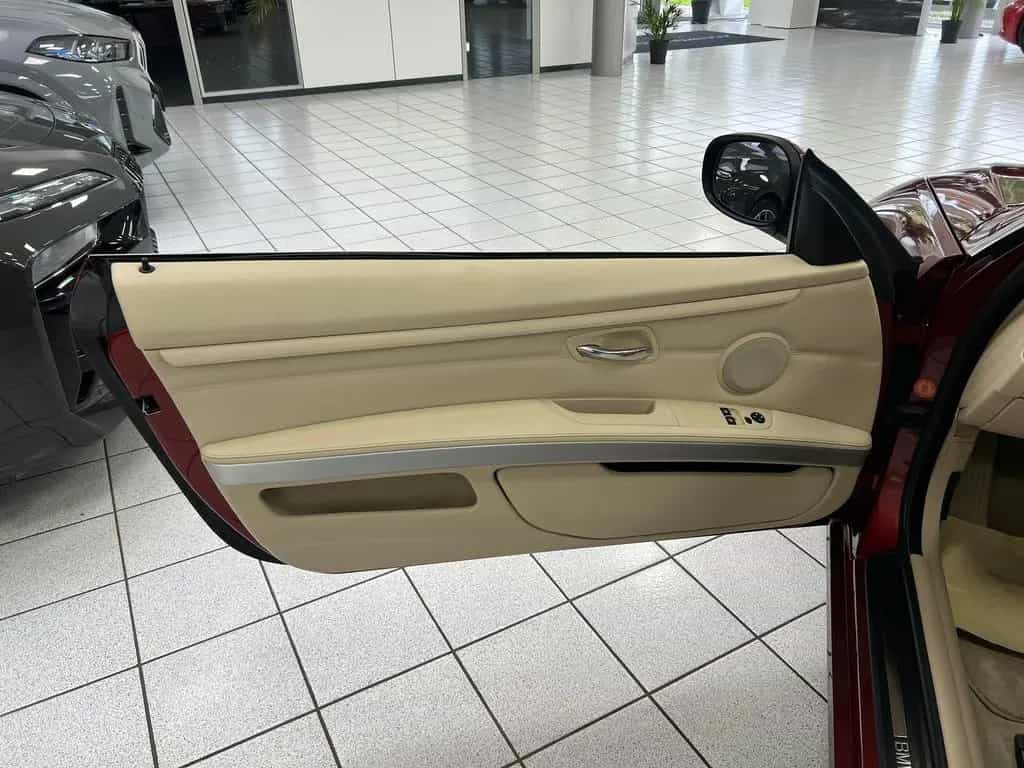 BMW 3 Series 325 i Coupe*Leder*PDC*Sitzheizung*59T KM*Xenon* 04/2010-photo-6