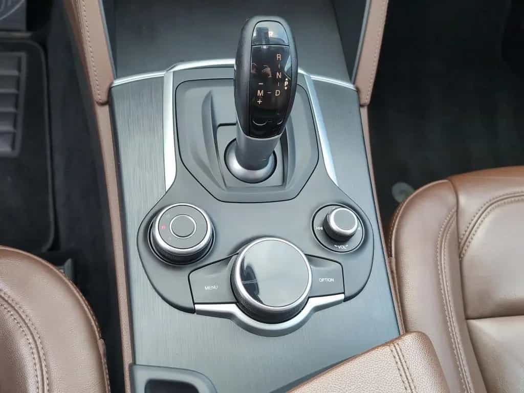 Alfa Romeo Stelvio Super Q4 *Navi*ACC*Kam*Xenon* 04/2019-photo-10