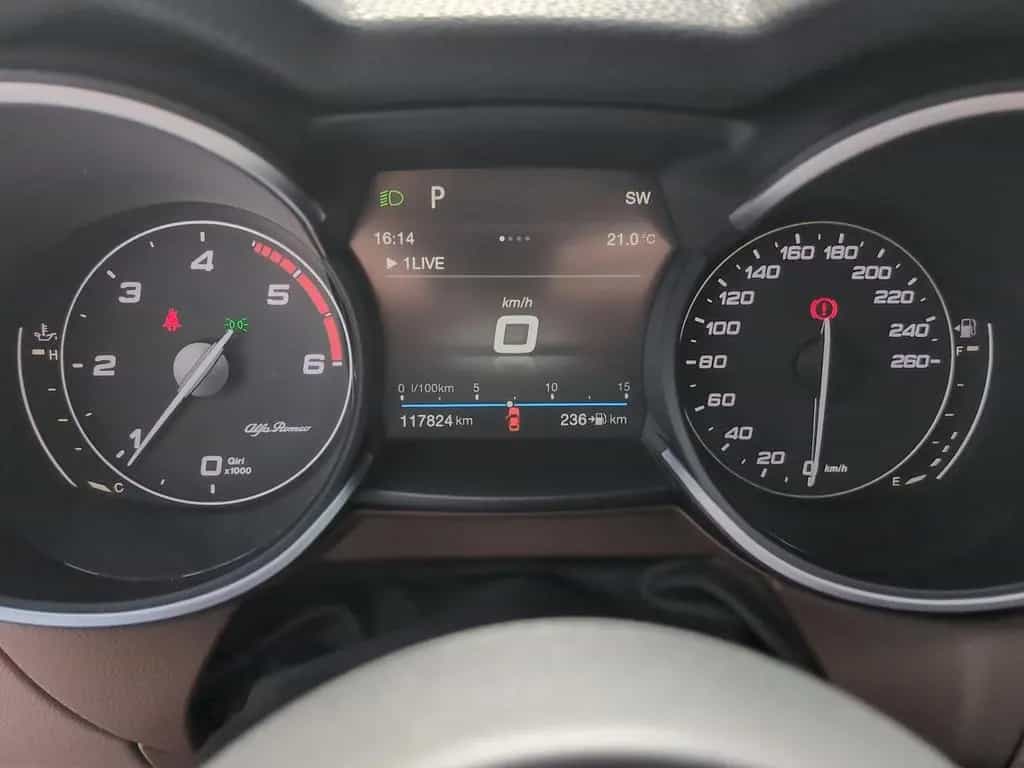 Alfa Romeo Stelvio Super Q4 *Navi*ACC*Kam*Xenon* 04/2019-photo-14