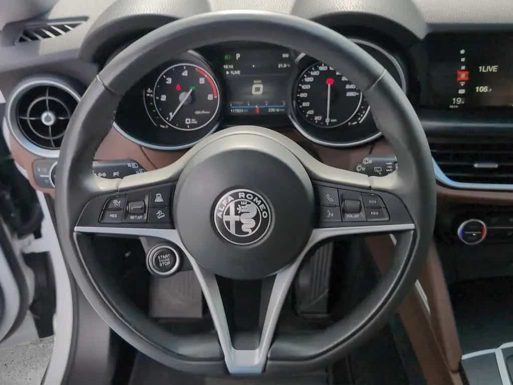 Alfa Romeo Stelvio Super Q4 *Navi*ACC*Kam*Xenon* 04/2019-photo-15
