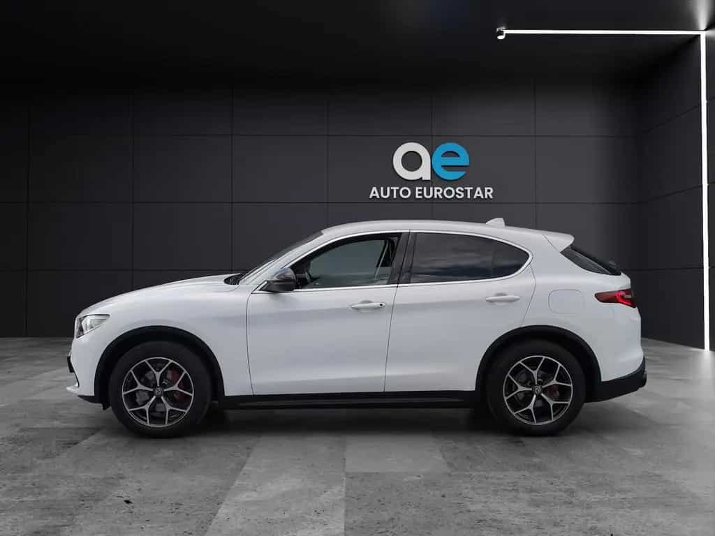 Alfa Romeo Stelvio Super Q4 *Navi*ACC*Kam*Xenon* 04/2019-photo-4