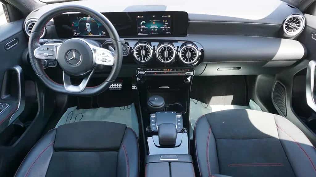 Mercedes-Benz A-Class 200 AMG Line,Navi, Keyless,Night-Pak,Panorama 01/2022-photo-2