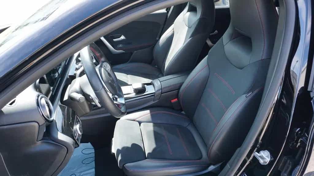 Mercedes-Benz A-Class 200 AMG Line,Navi, Keyless,Night-Pak,Panorama 01/2022-photo-4