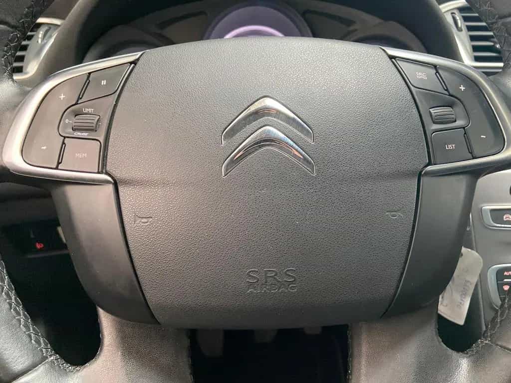 Citroën C4 Lim Klima Sitzheiz Carplay Tempomat PDC AHK 03/2018-photo-19