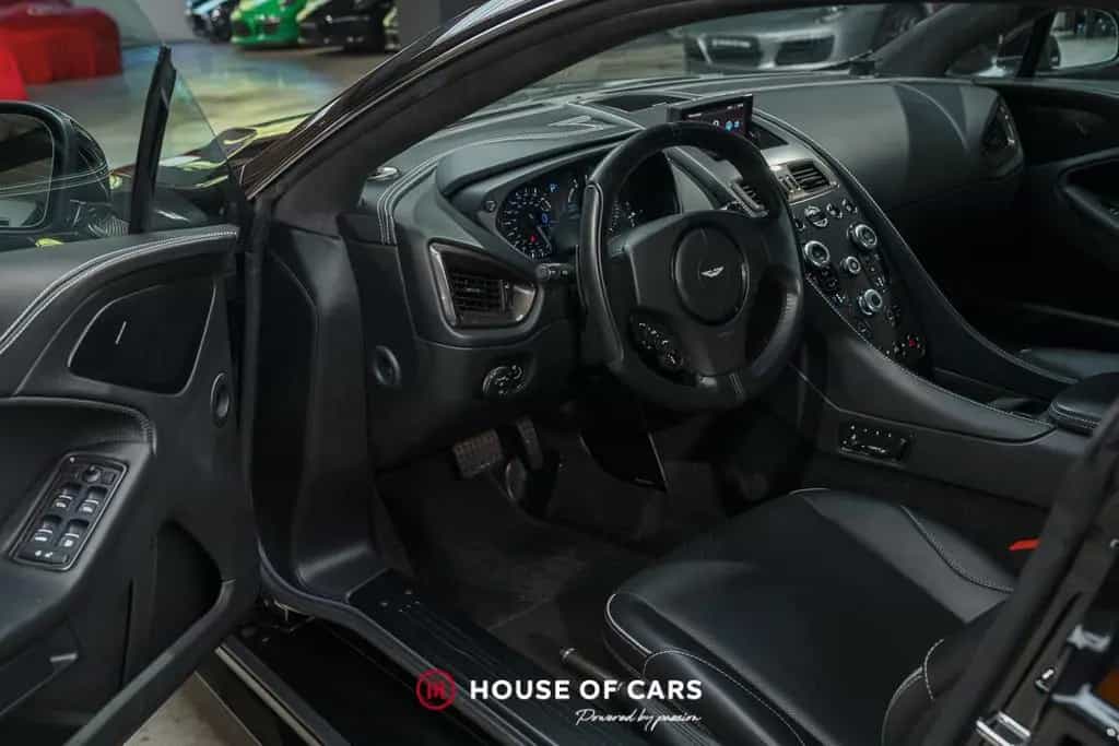 Aston Martin Vanquish II 2+2 TOUCHTRONIC III JUST SERVICED 10/2017-photo-12