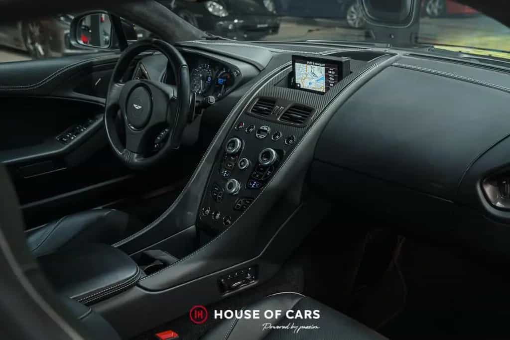 Aston Martin Vanquish II 2+2 TOUCHTRONIC III JUST SERVICED 10/2017-photo-14