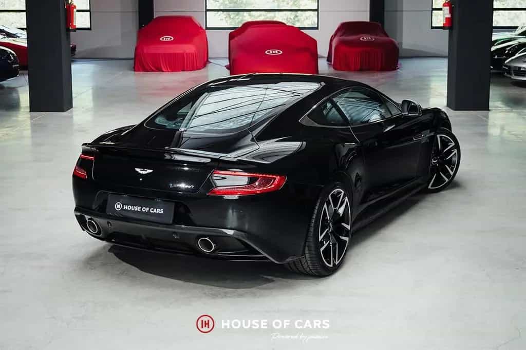 Aston Martin Vanquish II 2+2 TOUCHTRONIC III JUST SERVICED 10/2017-photo-5