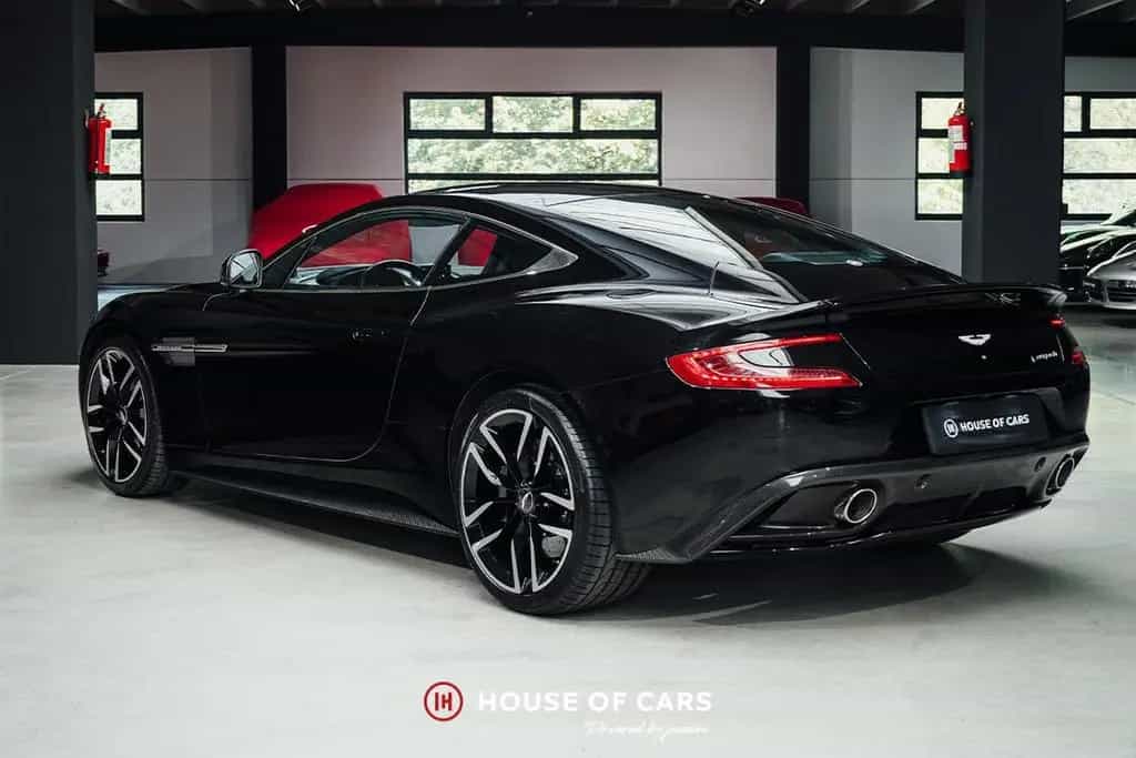 Aston Martin Vanquish II 2+2 TOUCHTRONIC III JUST SERVICED 10/2017-photo-7