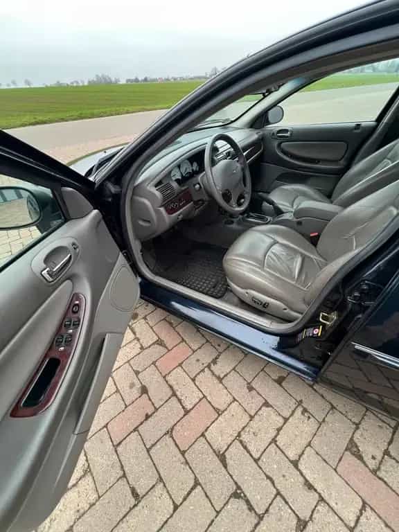 Chrysler Sebring Limited 2.7 V6 24v 12/2000-photo-6