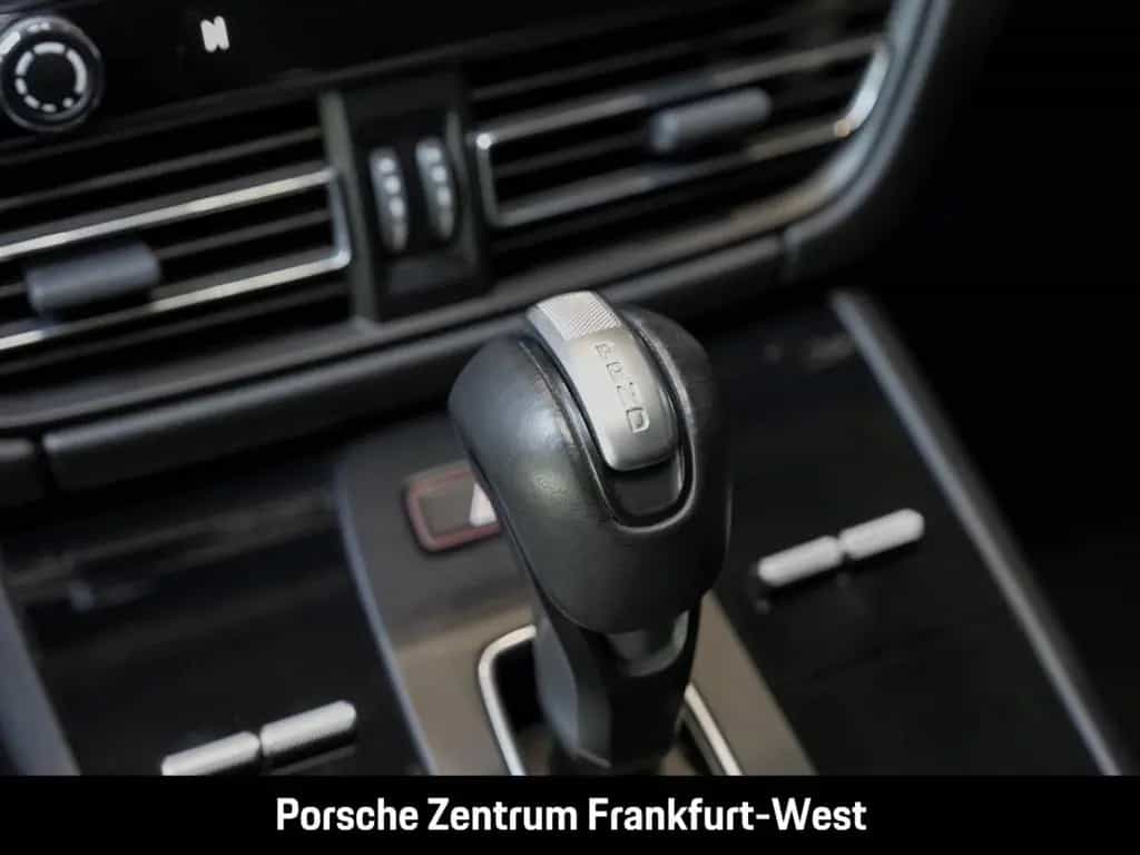 Porsche Macan Standheizung Surround View 20-Zoll LED 10/2022-photo-18