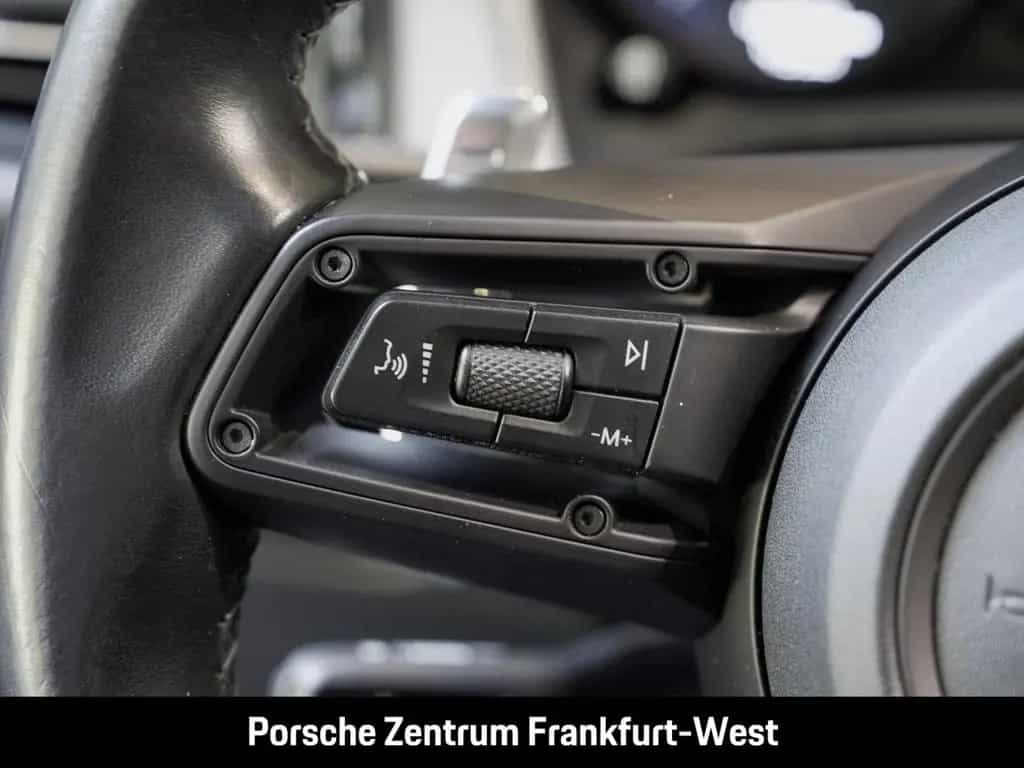 Porsche Macan Standheizung Surround View 20-Zoll LED 10/2022-photo-23