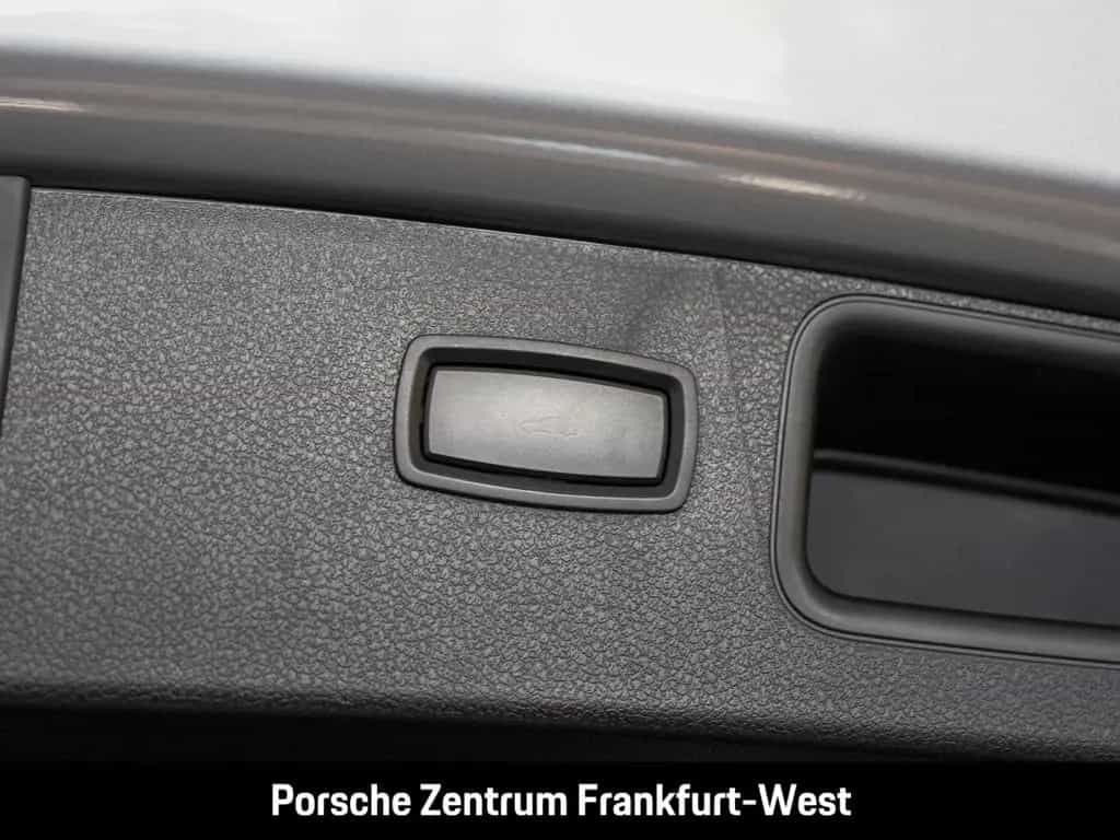 Porsche Macan Standheizung Surround View 20-Zoll LED 10/2022-photo-27