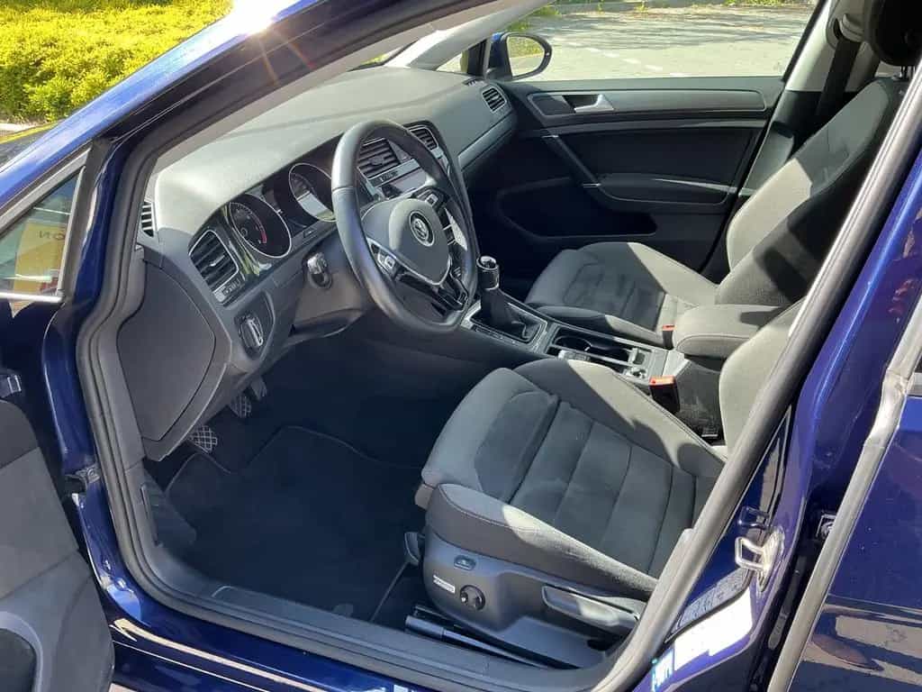 Volkswagen Golf 1.0 TSI BMT Trendline Variant Trendline 11/2017-photo-9